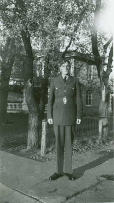 Photo of RALPH HENDY JARVIS