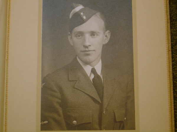 Photo of Fred Morris