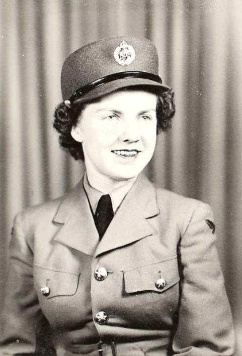 Photo of GLADWYN WILLETT