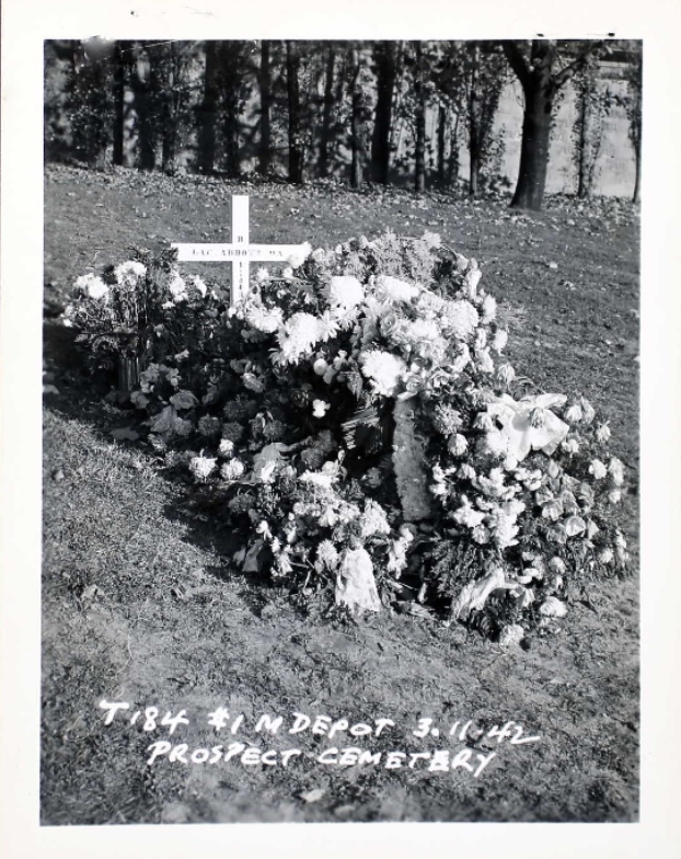 Temporary grave marker