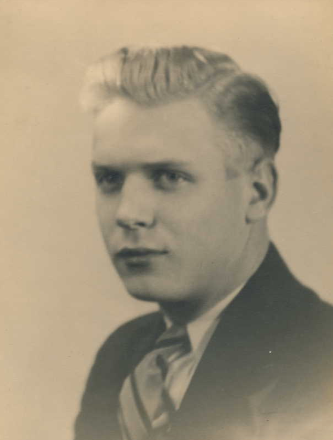 Photo of OLIVER JAMES WILCOX