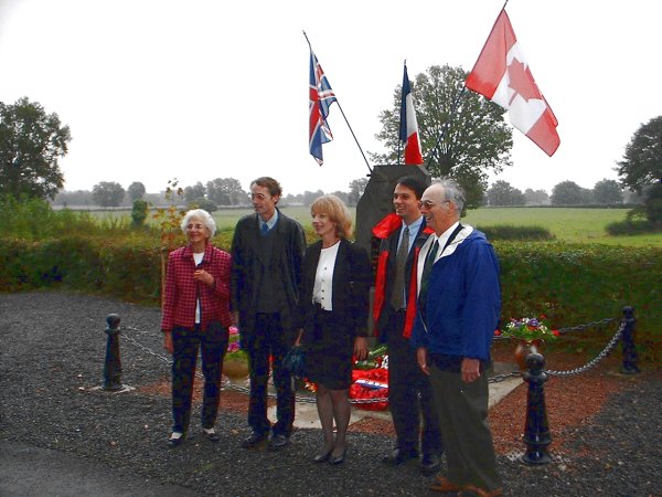 Lavallée family at the gravemarker