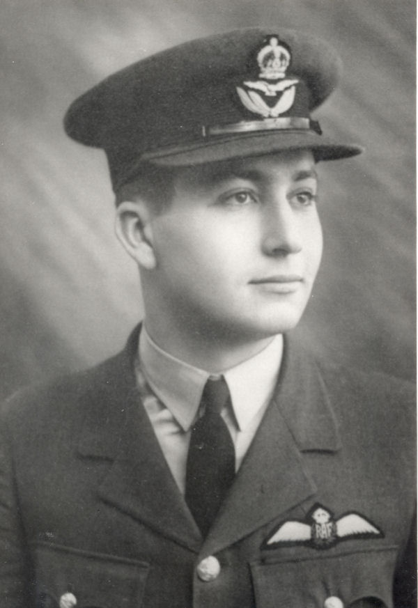 Photo of Lloyd Bishop