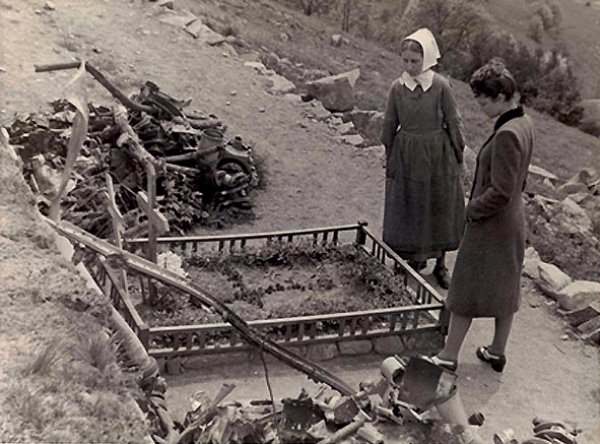 Grave of Ralph 'James' Lougheed