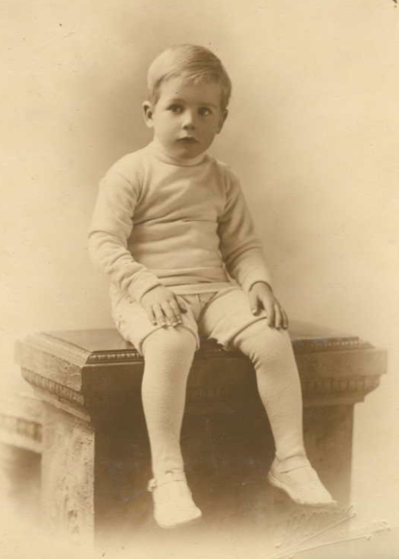 Photo of ARTHUR KENNETH BLOIS