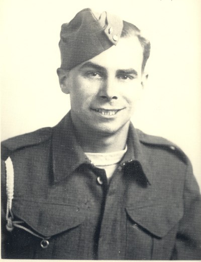 Photo of Oliver Harper