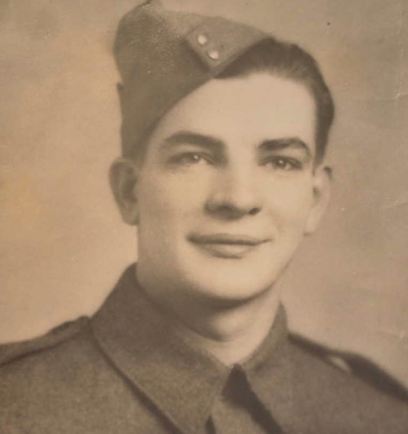 Photo of LLOYD HARVEY MCCOMBS