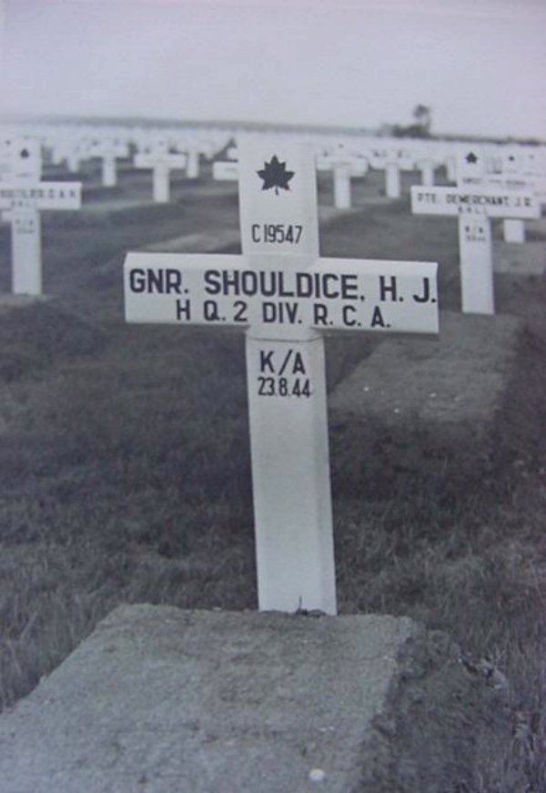Grave marker of Harley J. Shouldice