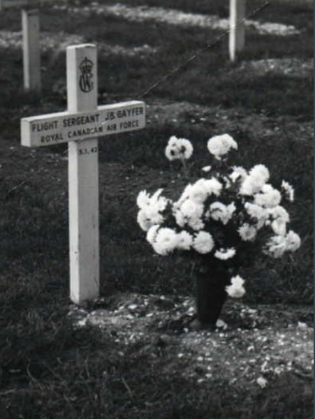 Temporary grave marker