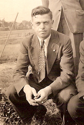 Photo of Neil Archie Bond