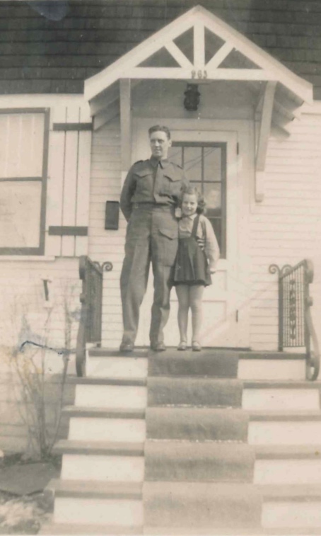 Photo of CLIFFORD LLOYD MILLER