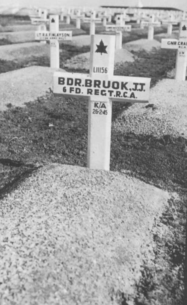 Temporary grave marker