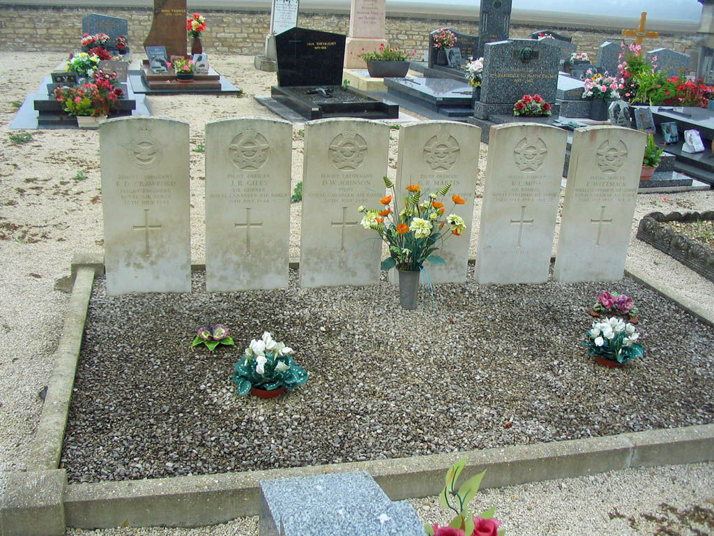 Breteniere Churchyard