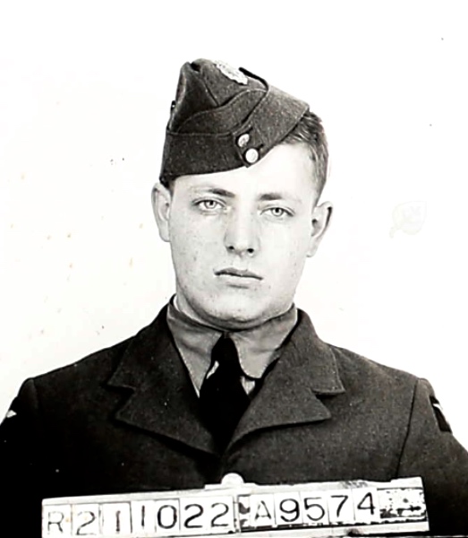 Photo of HYMIE REVZEN