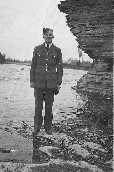 Photo of Walter Dixon