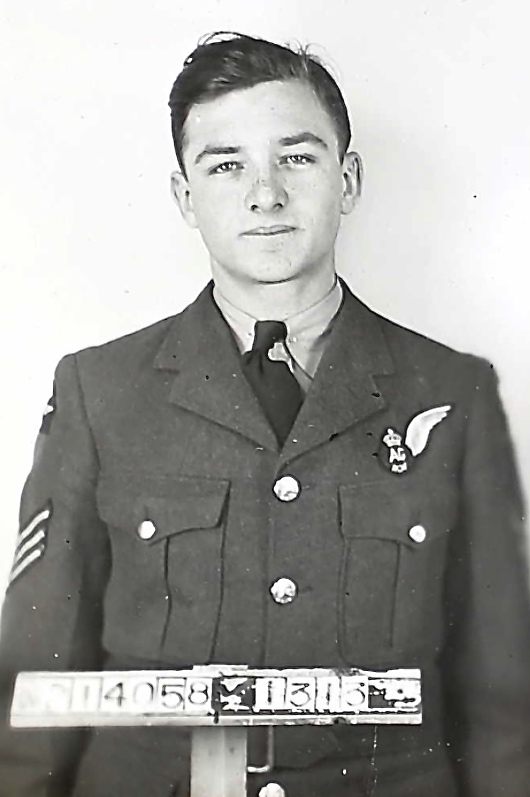 Photo of GORDON EDWIN ROBERTSON