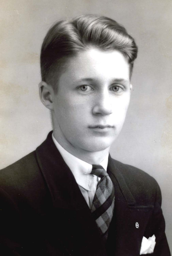 Photo of Roland Amey