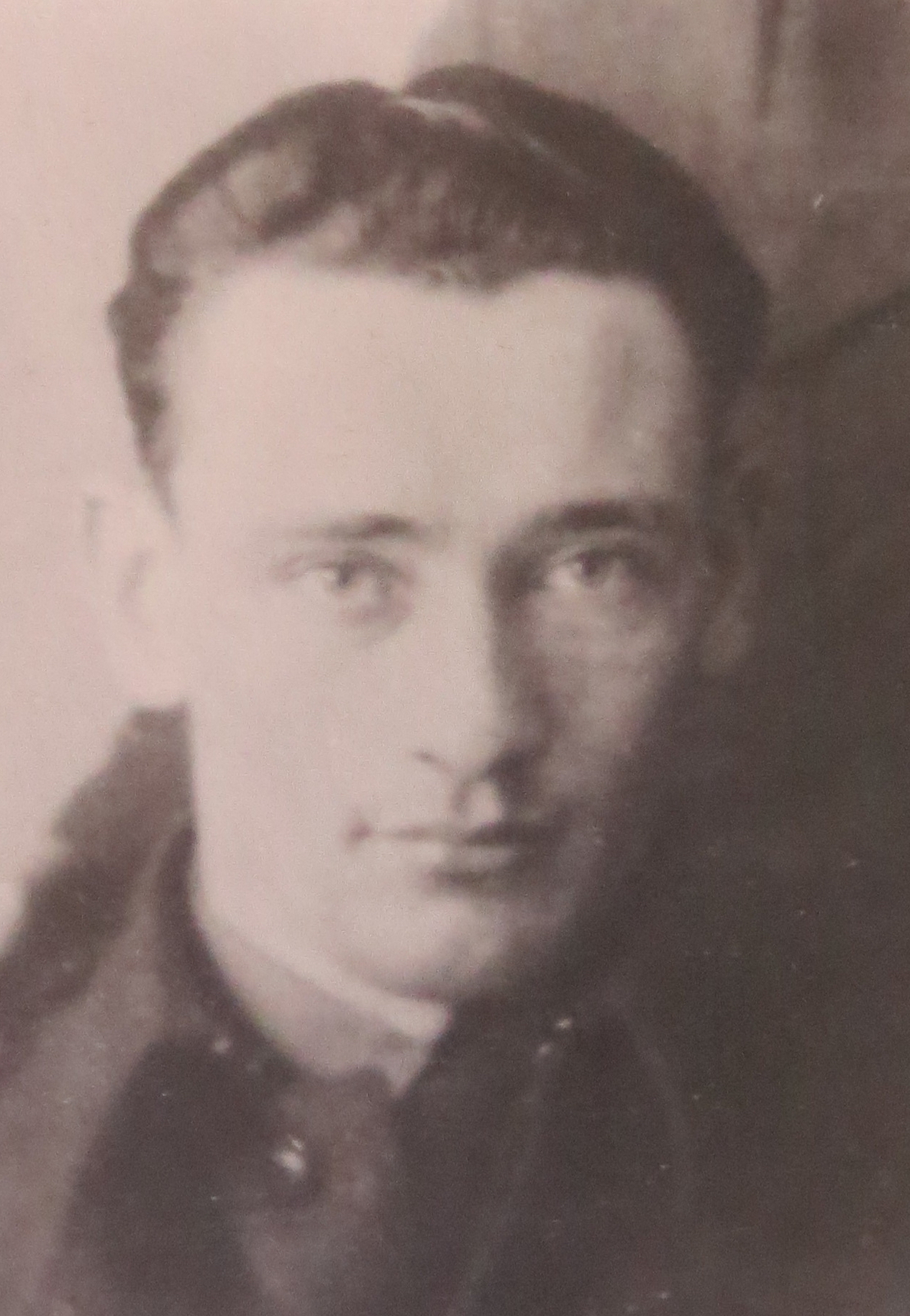 Photo of ROSS ROBERT BROGDEN