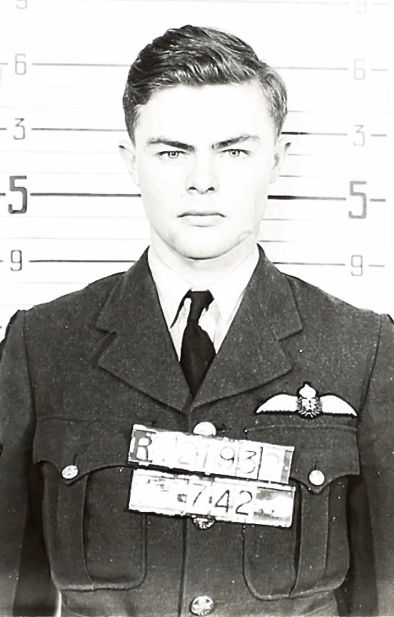 Photo of ROBERT LESLIE CROOKS