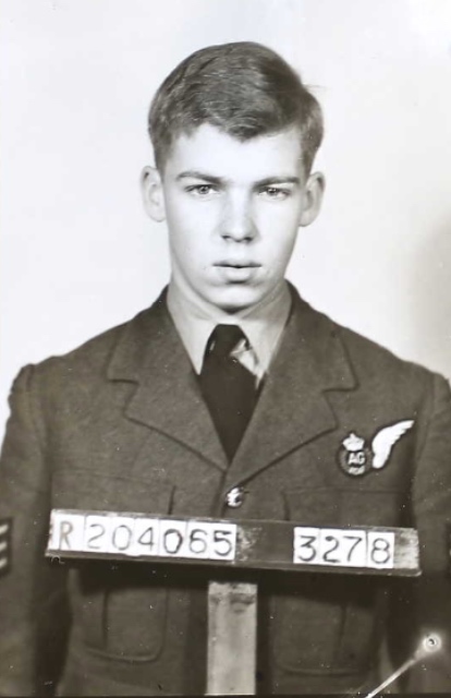 Photo of DOUGLAS WILFRED SAMMON