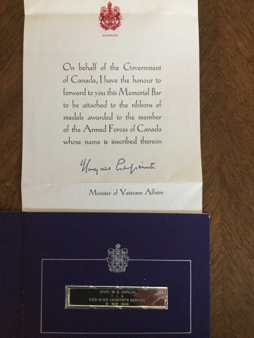 Memorial bar and accompanying letter