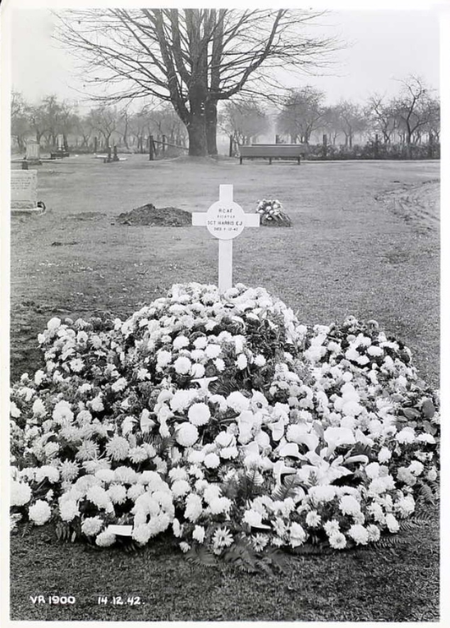 Temporary grave marker