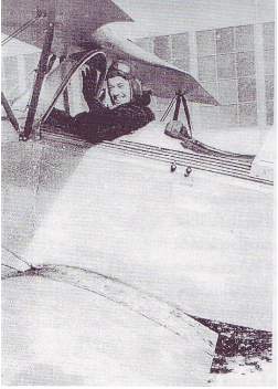 Photo of Leslie Walter Kerr