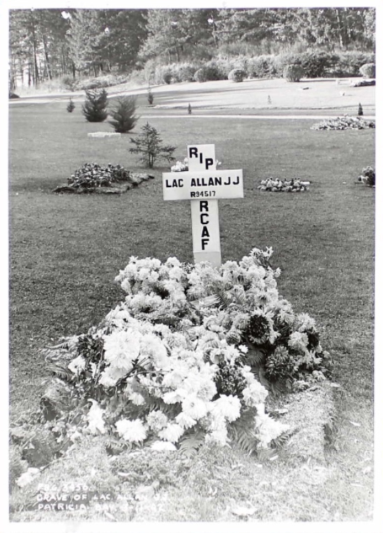 Temporary grave marker