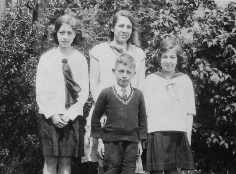 Photo of Lorne Emerson Dixon