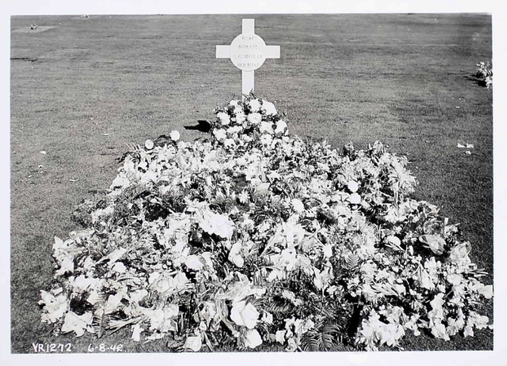 Temporary grave marker