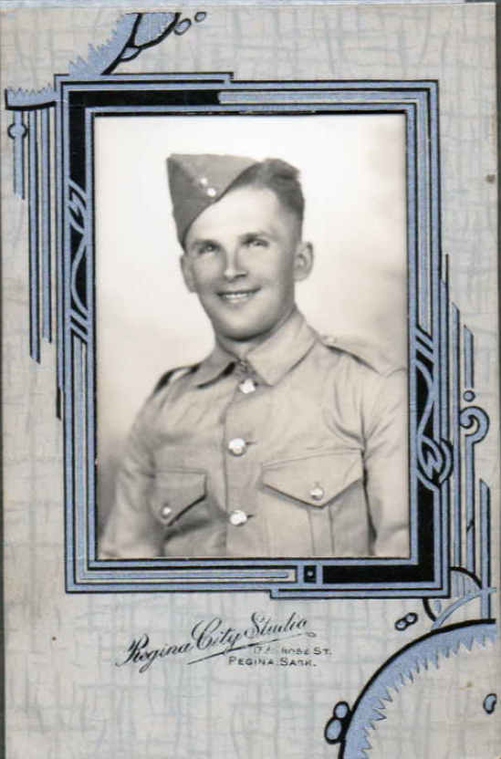 Photo of Gust Kratchkowsky