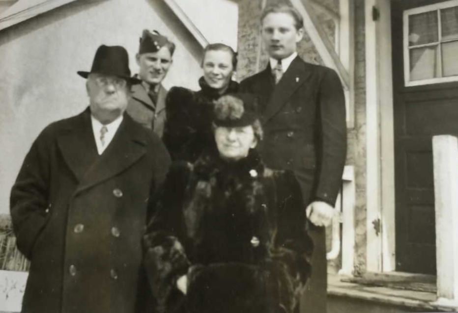 Photo of EARL LEWIS TOWNSEND