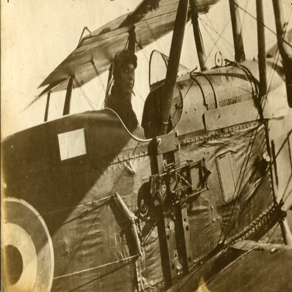 Photo of Ralph Vyvian Gordon