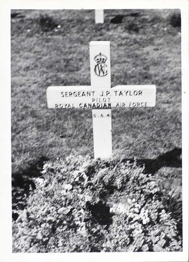 Temporary grave marker