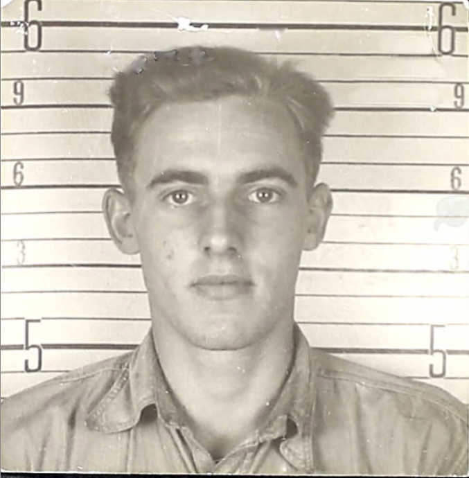 Photo of LESLIE EDMUND THOMAS