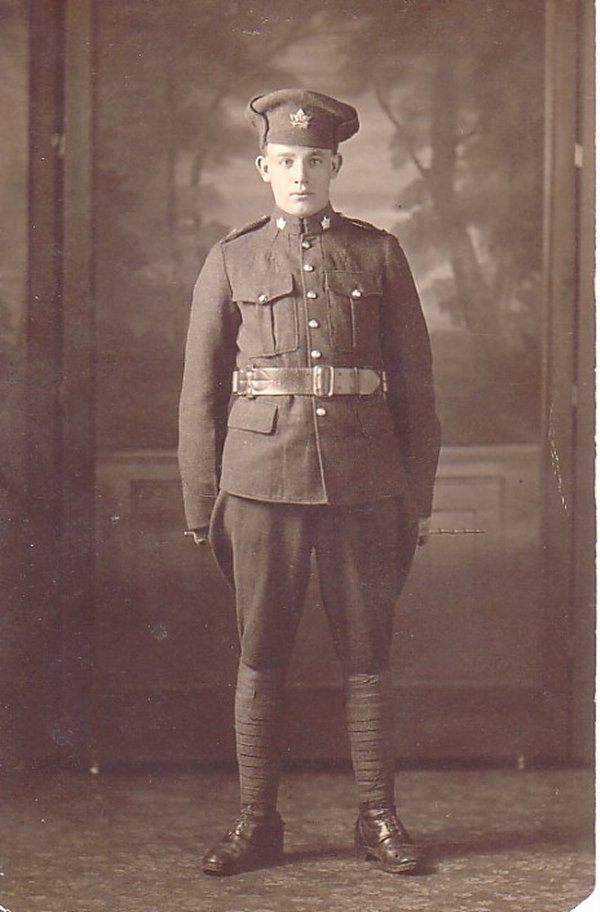 Photo of Carloss Daniel Mann