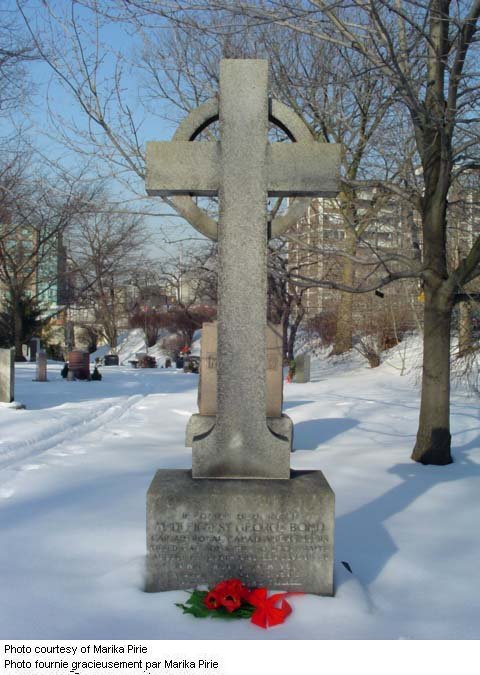 Bond Family's Monument
