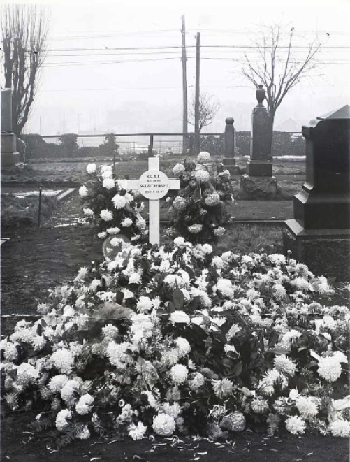 Temporary grave marker