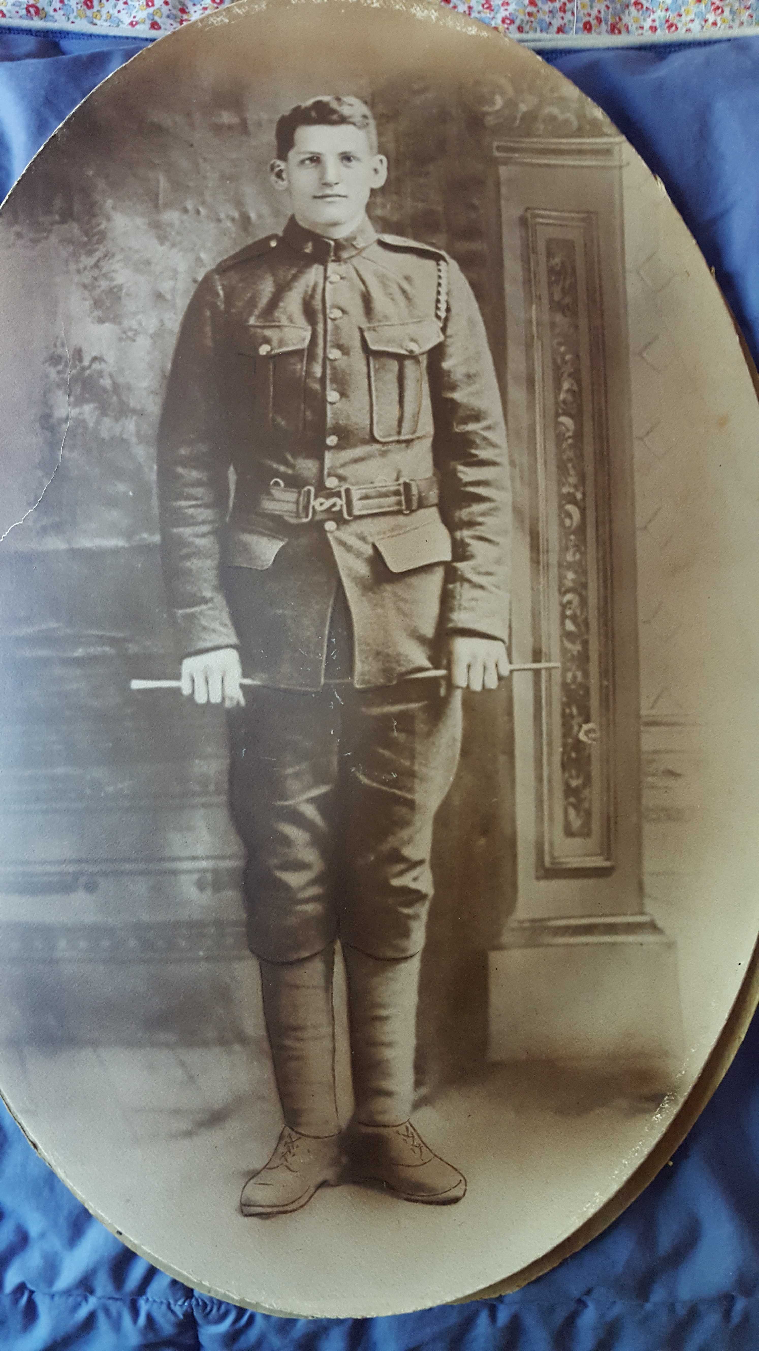 Photo of EARLE CALEB RHODENIZER