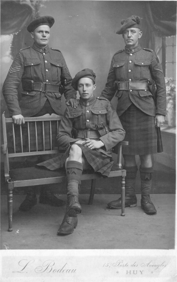 Photo of John Kennedy and fellow soliders