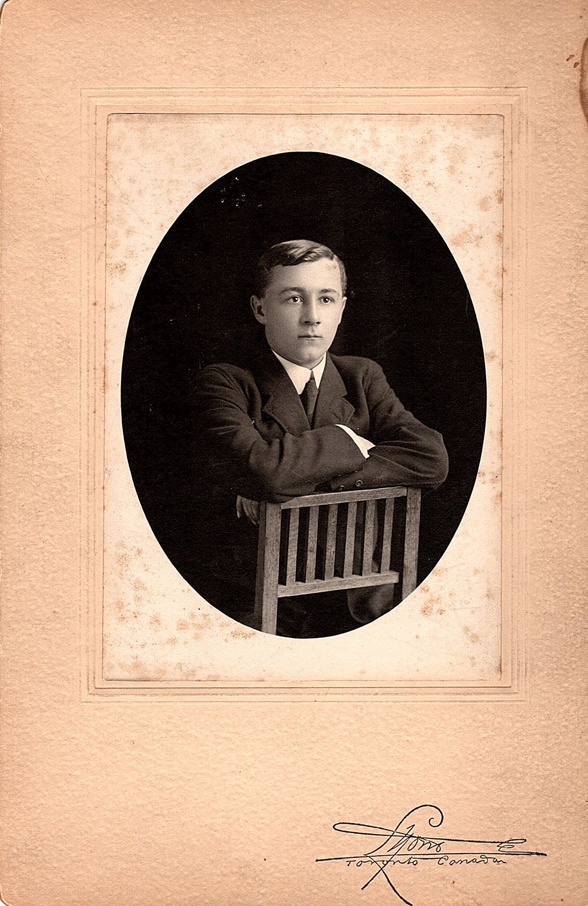 Photo of Donald Gibson