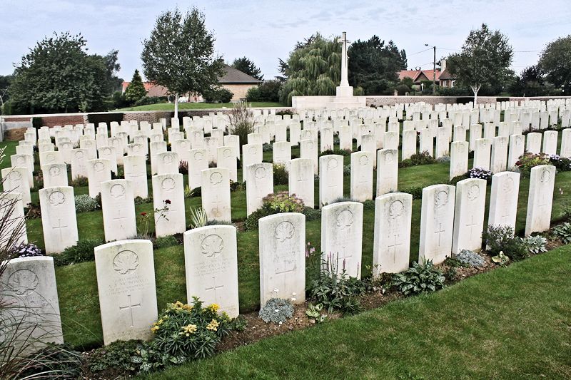 Bois Carre British Cemetery