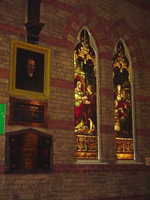 Plaque commémoratif (2)