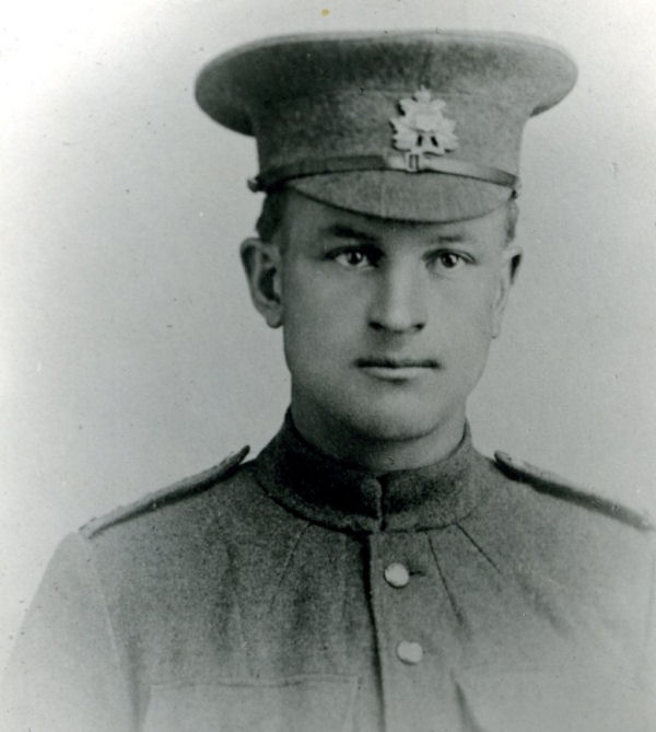 Photo of Eli Harmon Kelly