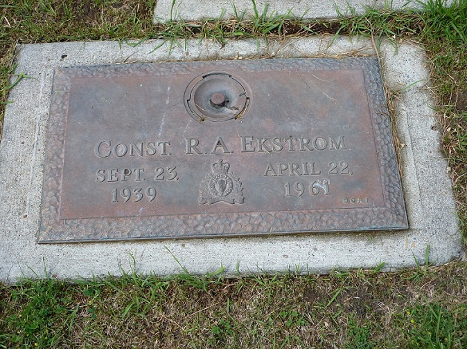 Inscription on grave marker