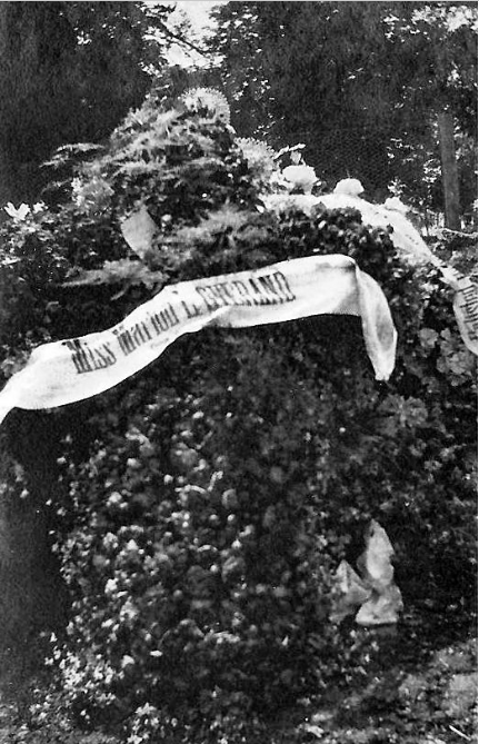 Grave marker