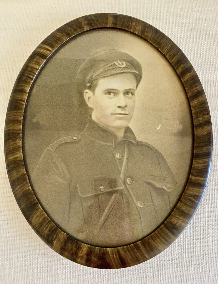 Photo of JOHN ROWLAND