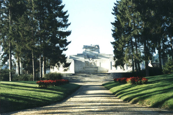 La Ferte-Sous-Jouarre Memorial