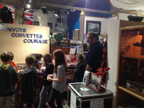 HMCS-Alberni-photo-1